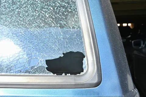 Rear Windshield Replacement: What You Need to Know